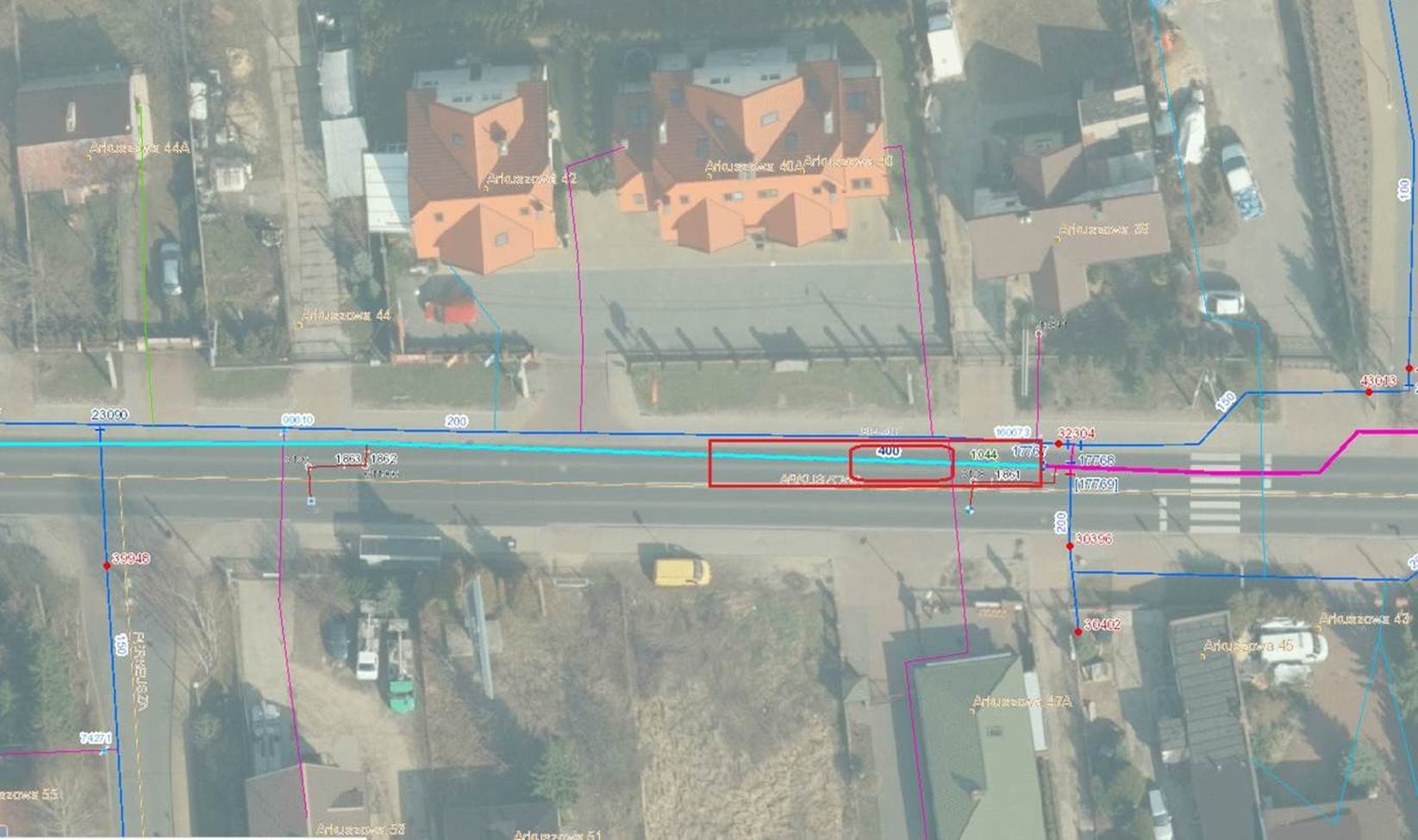 Grafika informująca o zwężeniu ulicy Arkuszowej